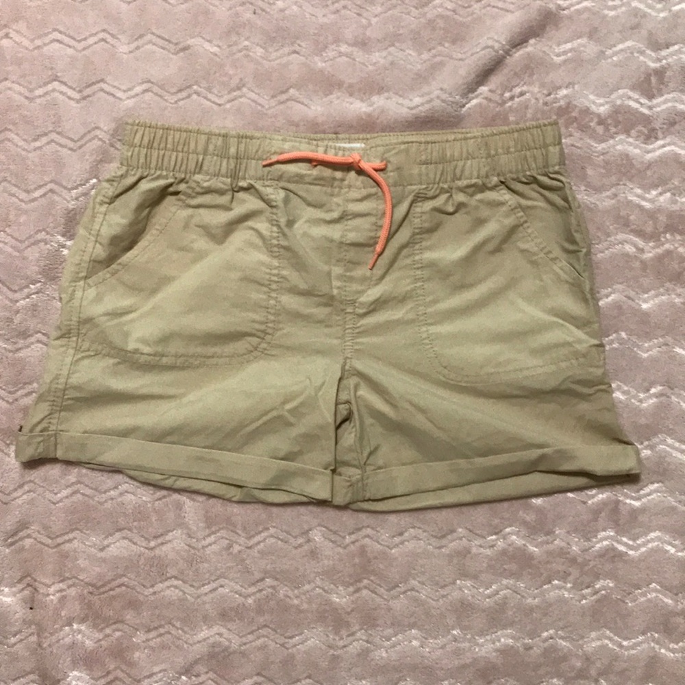 NWOT girls khaki shorts